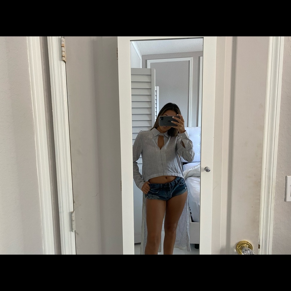 Top - Picture 4 of 5